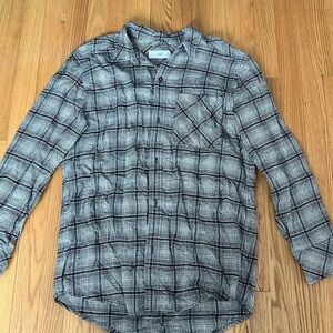 Aritzia TNA plaid button down shirt
